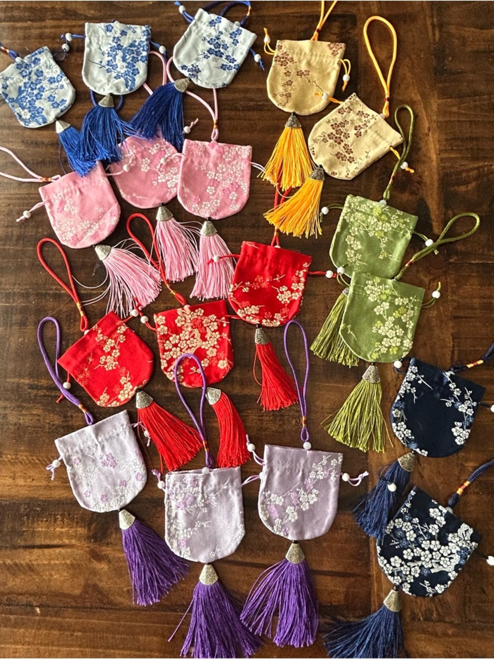 18 PCS Chinese Sachet Jewelry Bag Embroidery Bag Coin Purse Car Pendant
